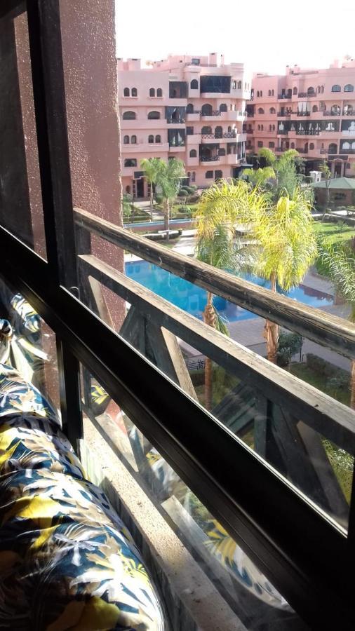 Avec Espaces Verts Et Piscine Appartement *